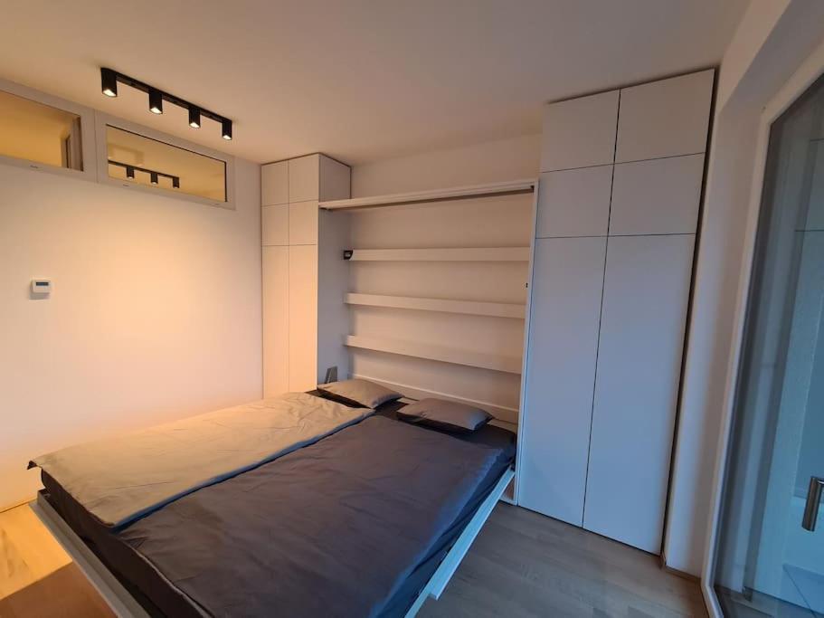 Neu, Zentral, Schoen, Bergblick, Suedterrasse Freilassing Eksteriør billede